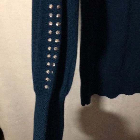 ALFANI Sweater Hunter Green Scoop Neck Pullover Silver Stud Accented Sleeves - Picture 5 of 7